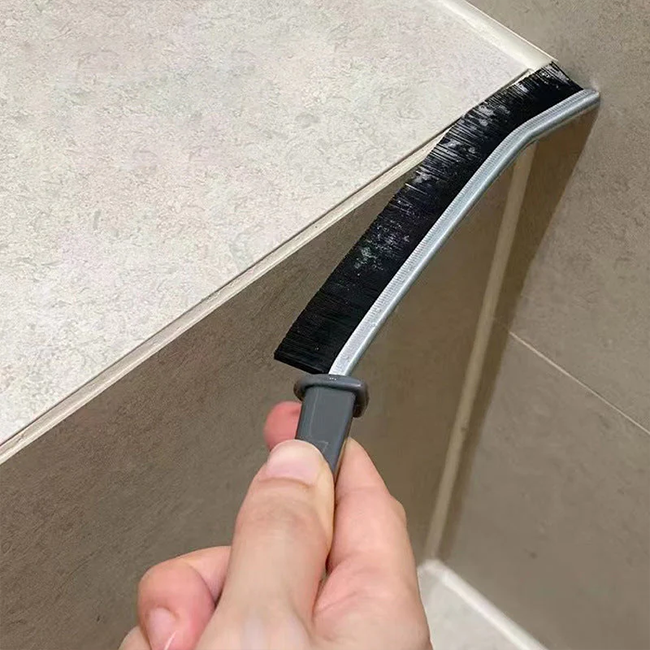 EasyBrush - Brosse de nettoyage pour coins difficiles